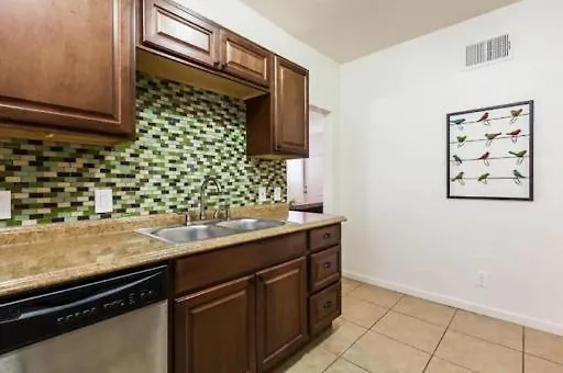 U1 - Entire 2 Bedroom Apt In Dt Phx With Pkg Phoenix 0*,  United States